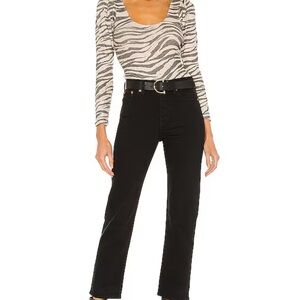 Wedgie Straight Ankle Jeans in Black Heart